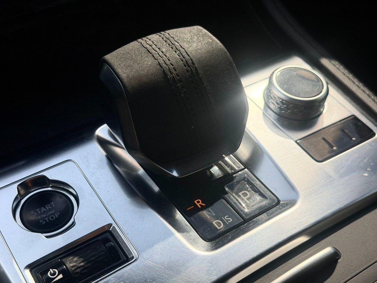 Vehicle media 16