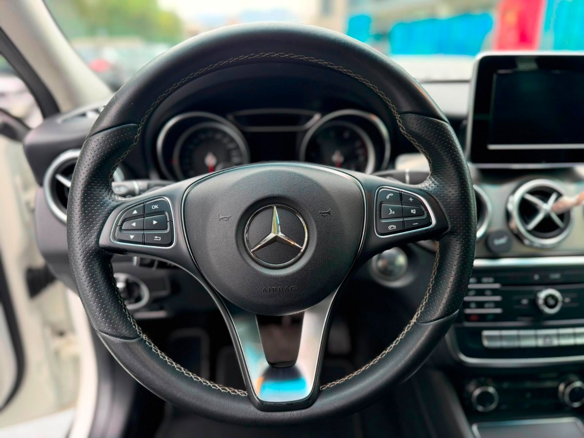 Vehicle media 11