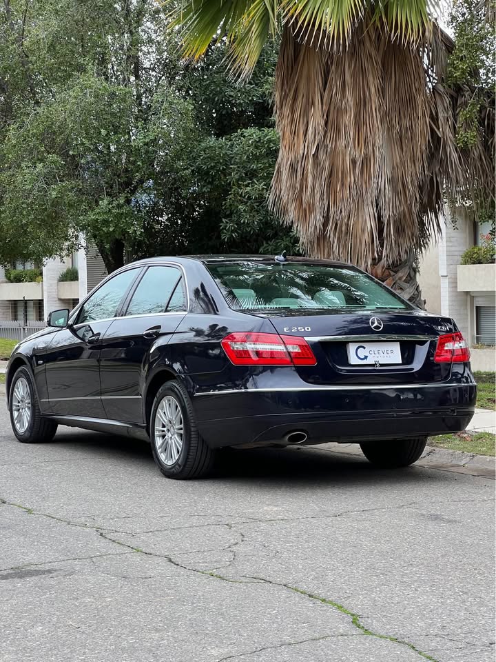Vehicle media 5