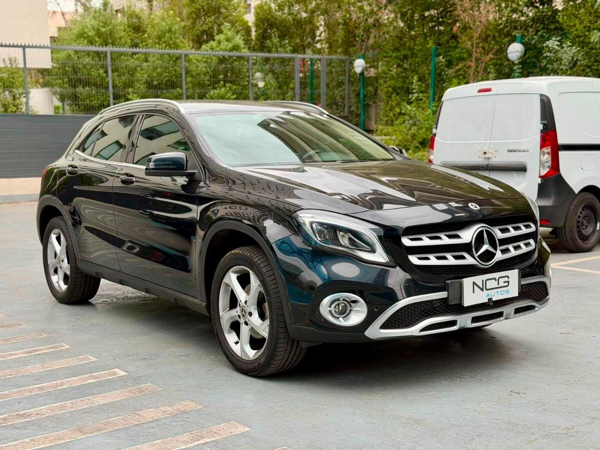 Mercedes Benz Clase GLA undefined