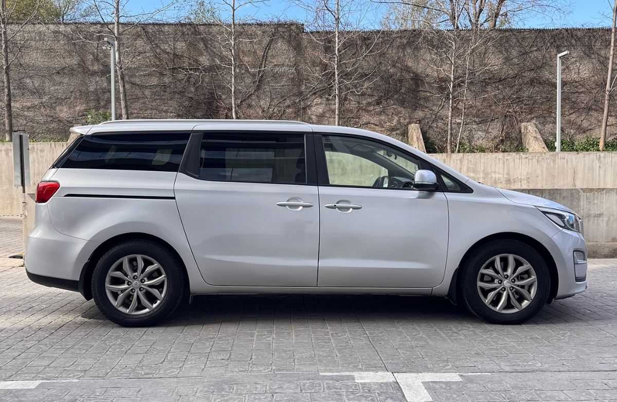 Vehicle media 7