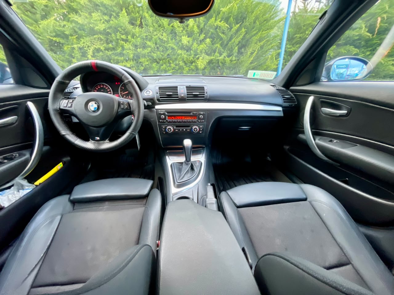 Vehicle media 9