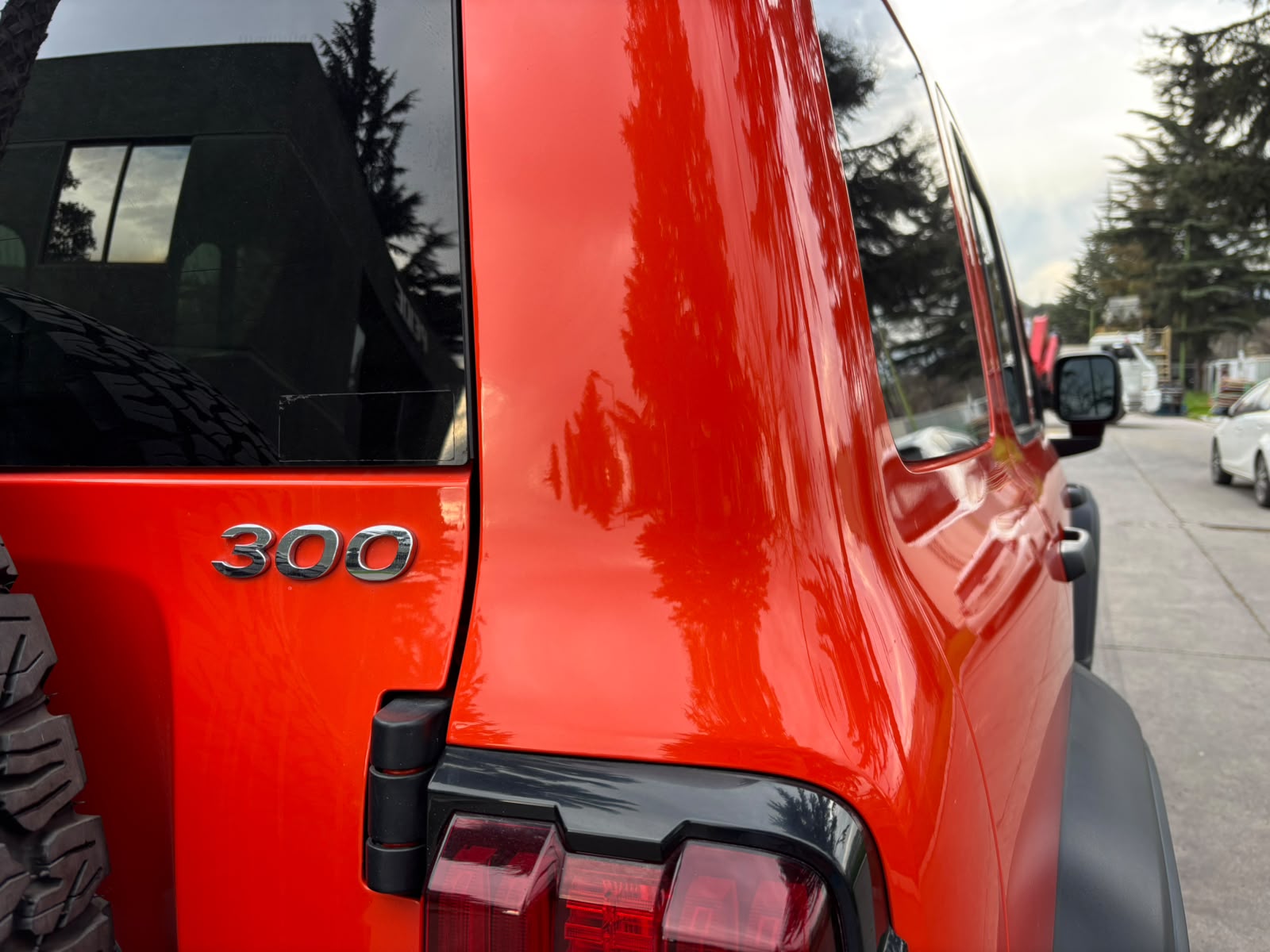 Vehicle media 8