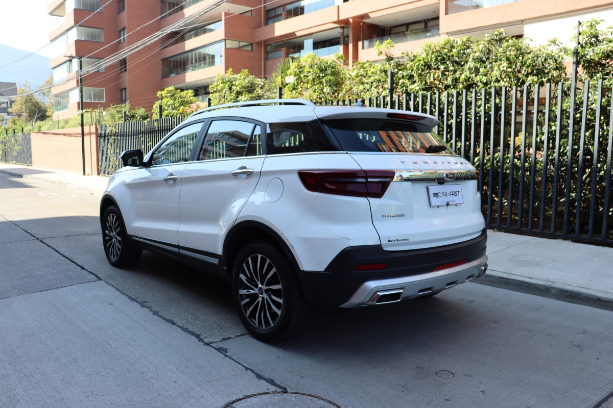 Vehicle media 4