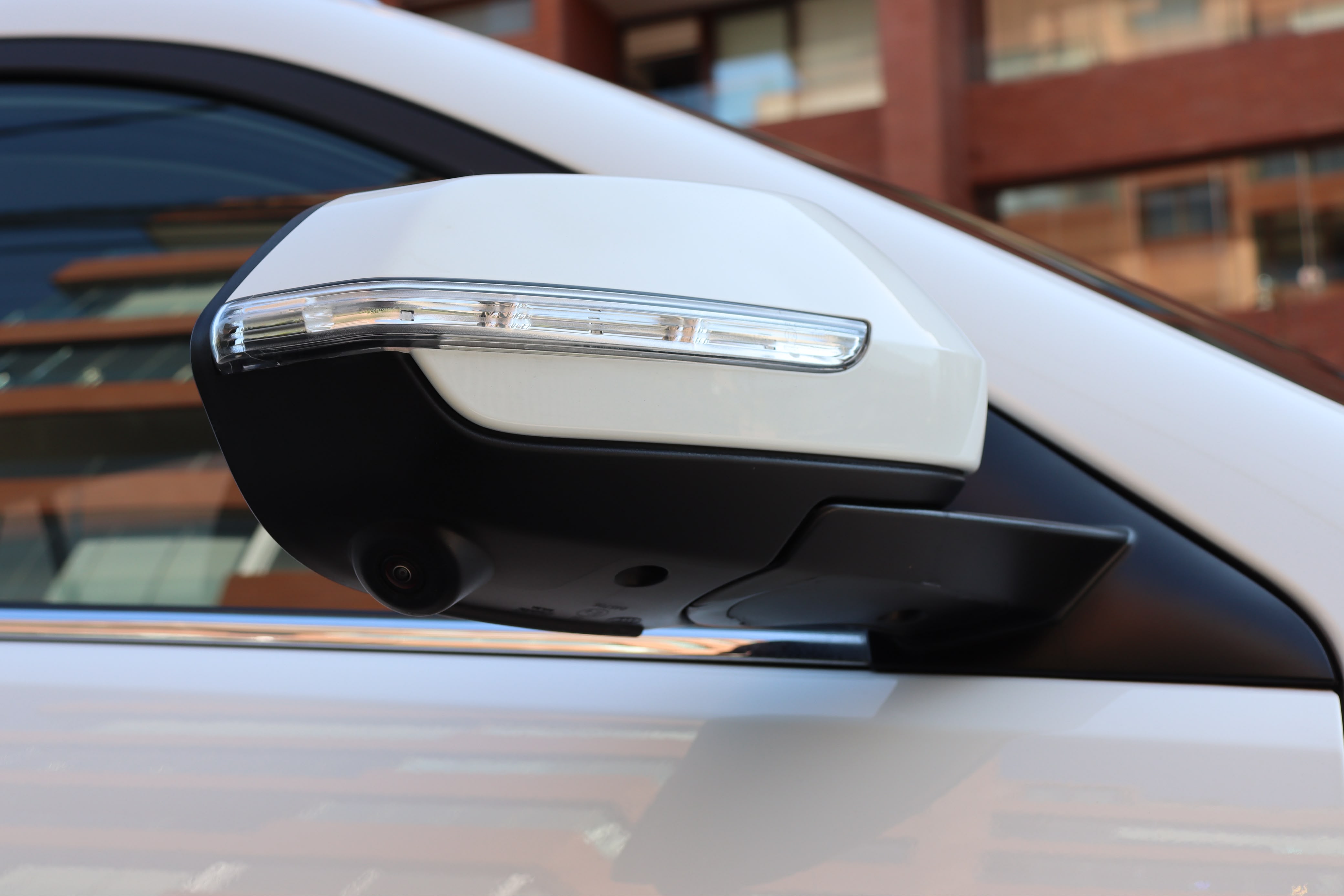 Vehicle media 9