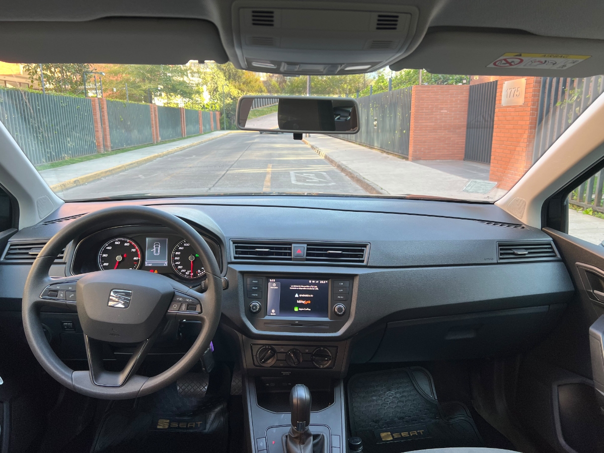 Vehicle media 9