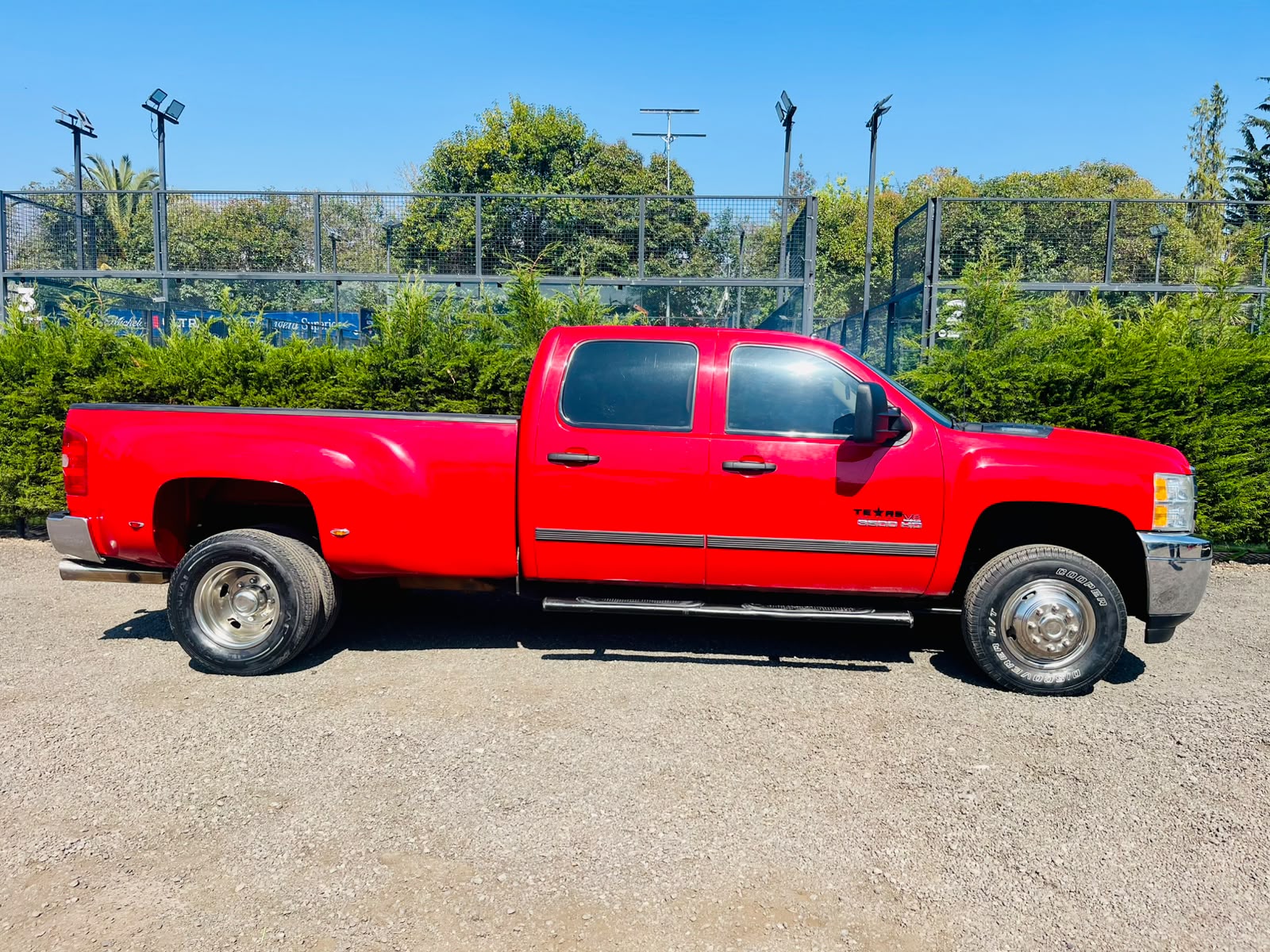Vehicle media 4