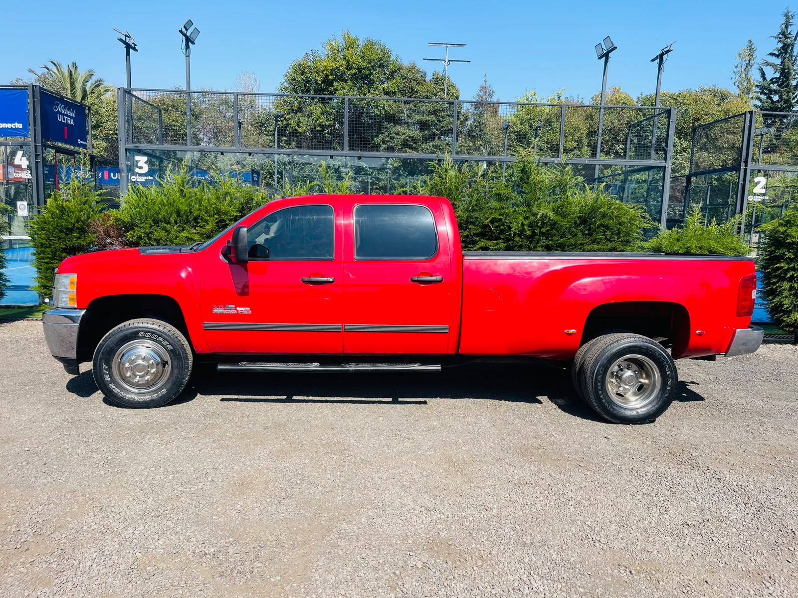 Vehicle media 5