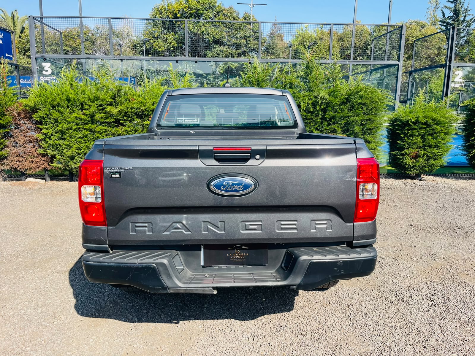 Vehicle media 7
