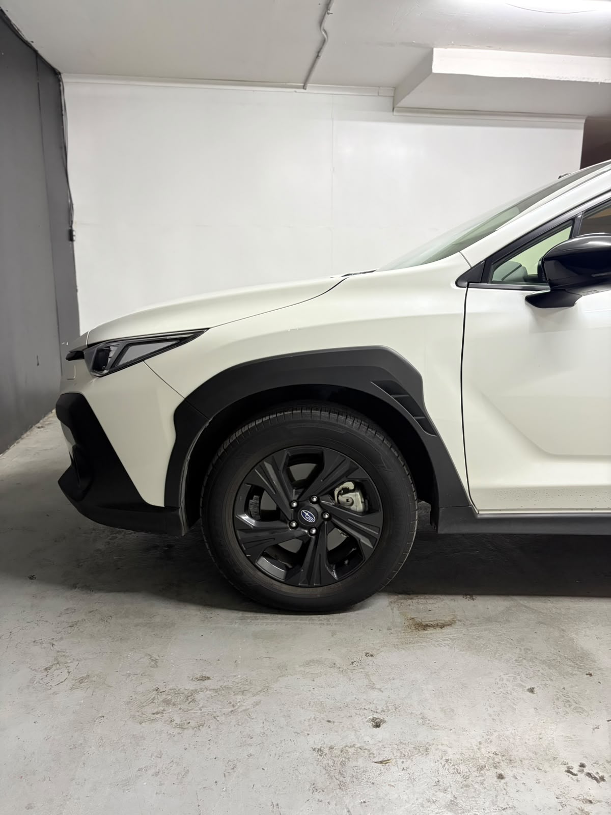 Vehicle media 7