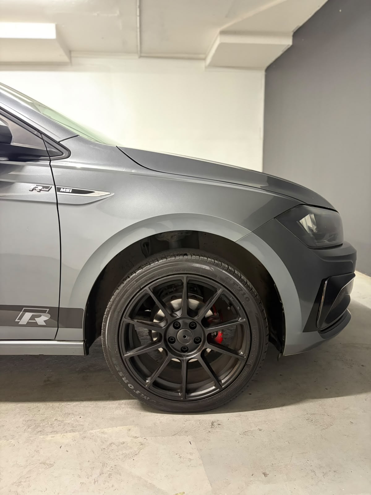 Vehicle media 7