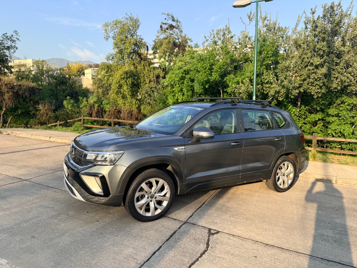 Vehicle media 3
