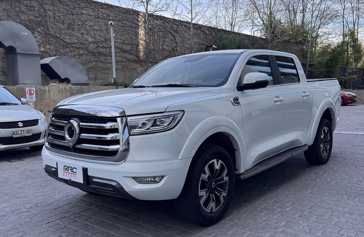 Vehicle media 3