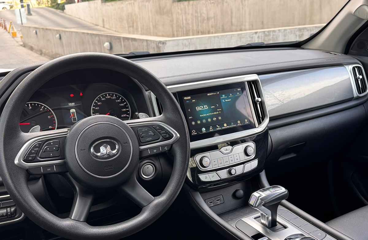 Vehicle media 10