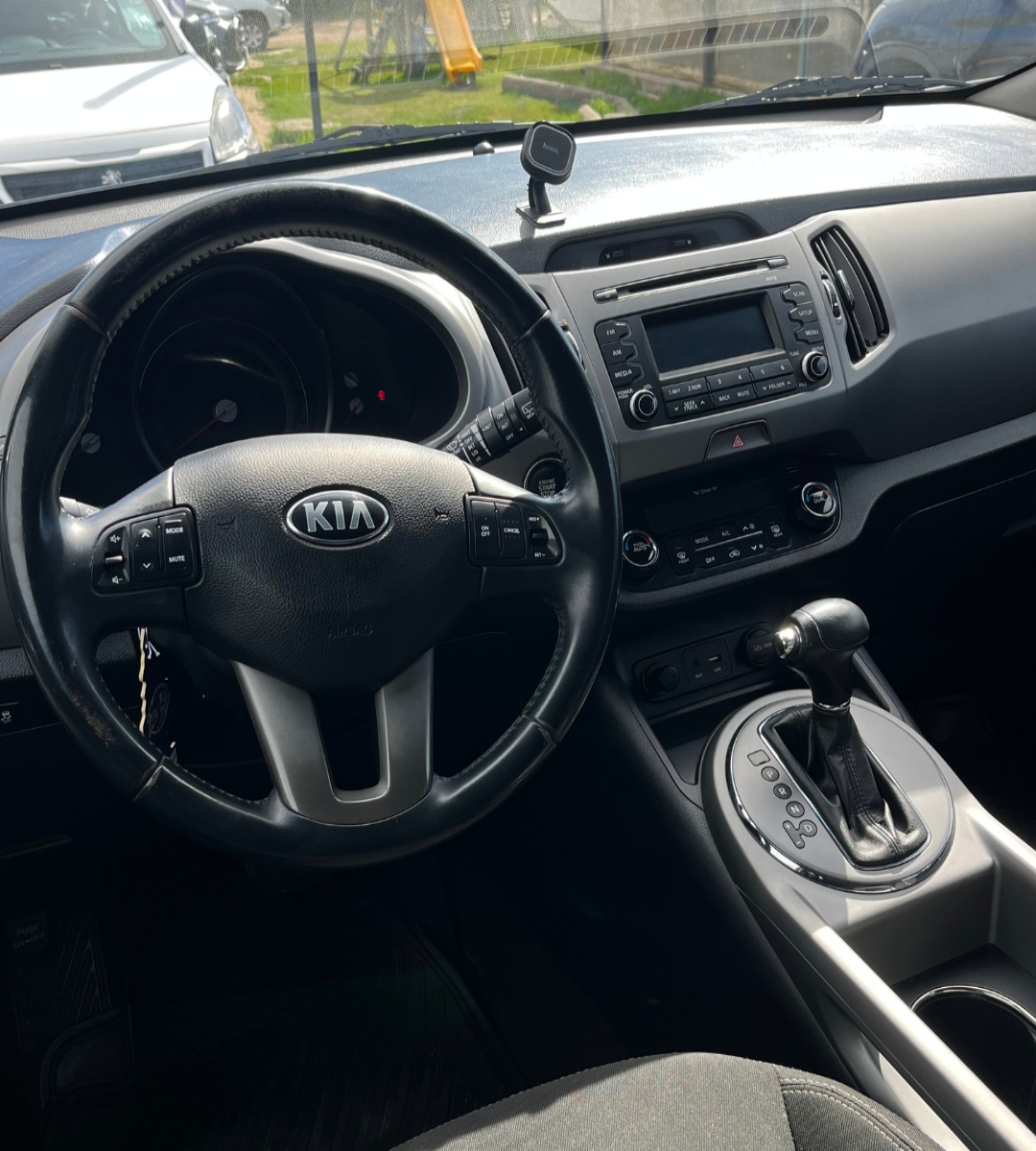 Vehicle media 7