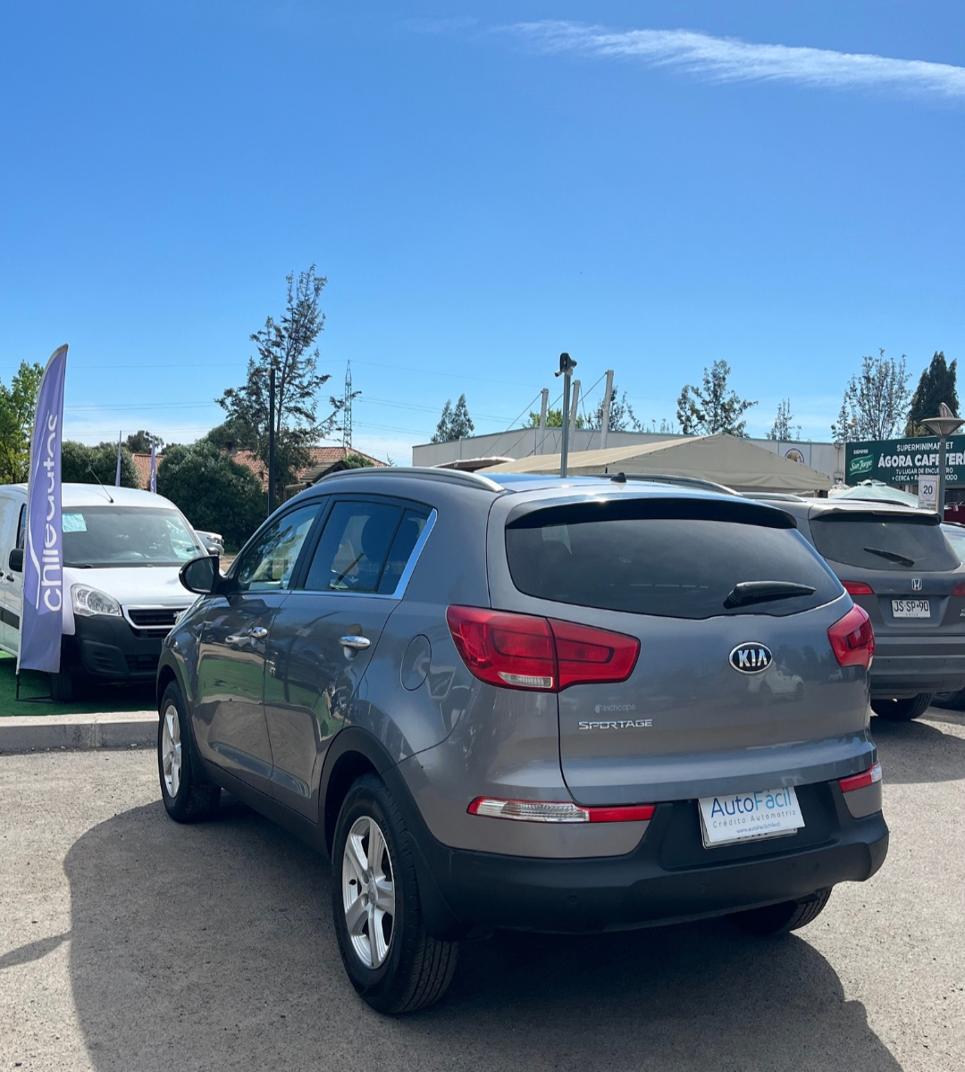 Vehicle media 9