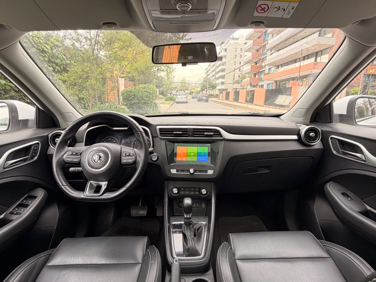 Vehicle media 10