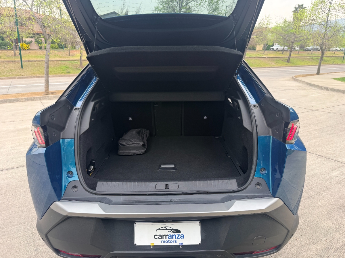 Vehicle media 8