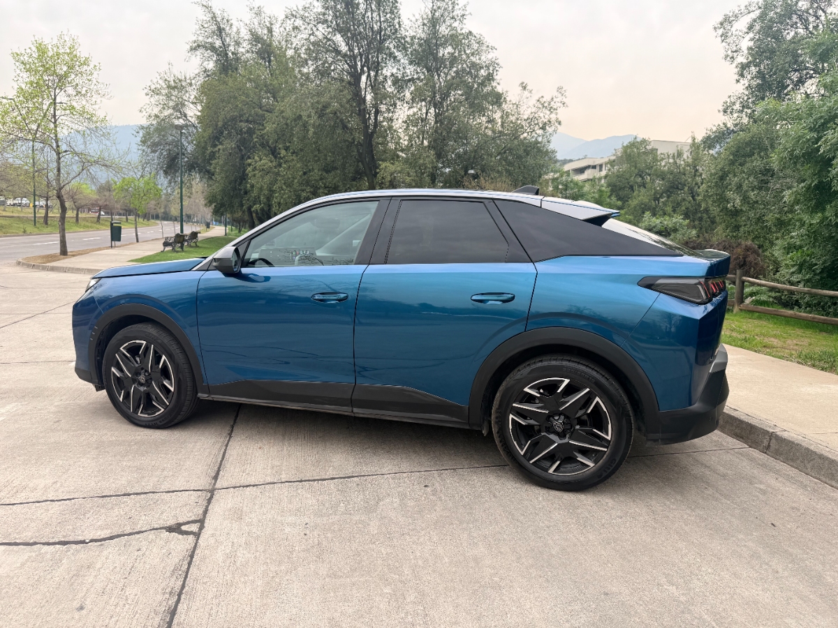 Vehicle media 3