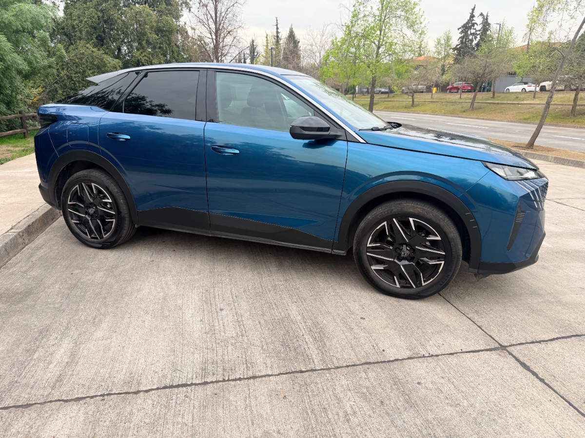 Vehicle media 7
