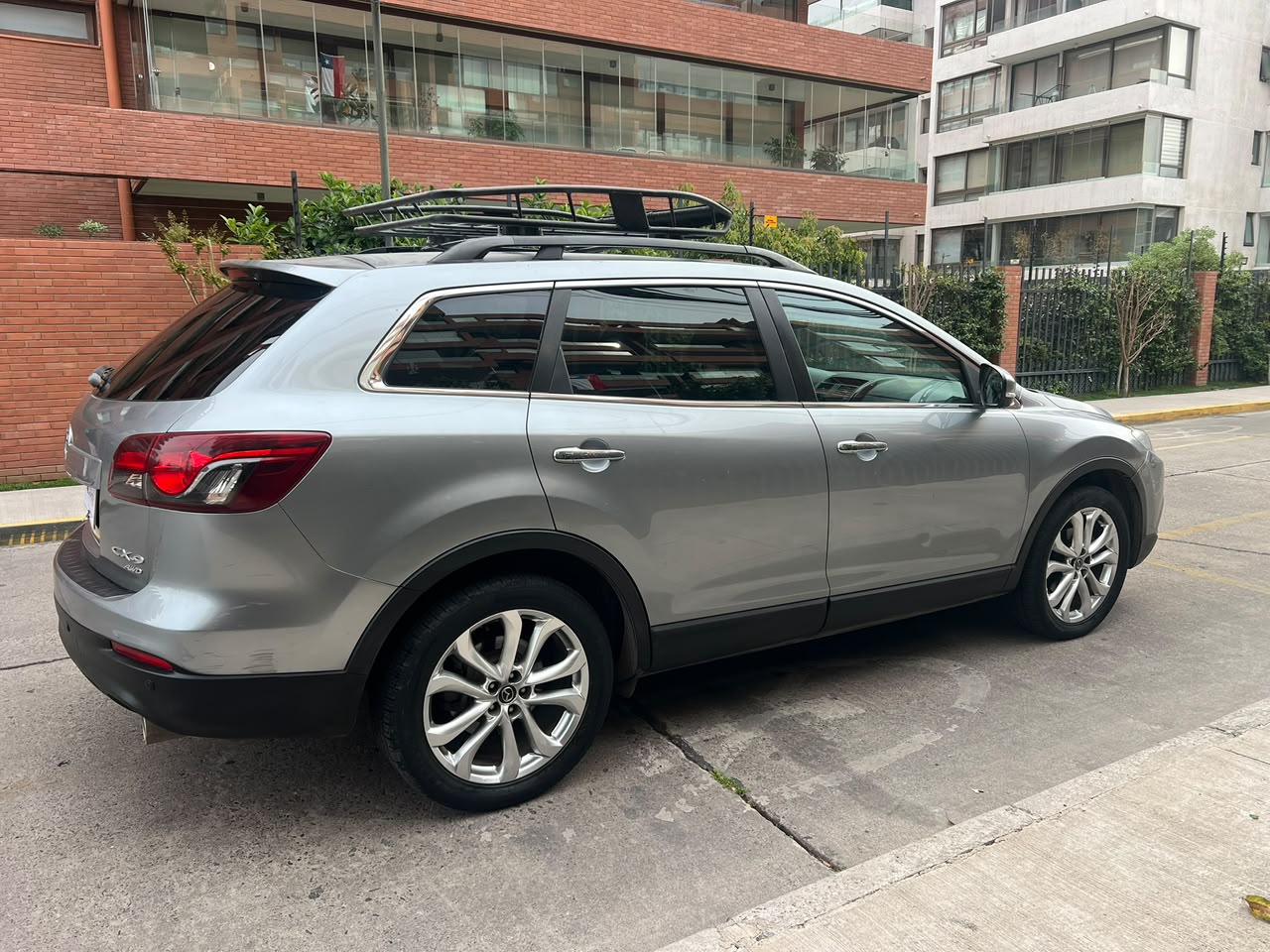Vehicle media 8
