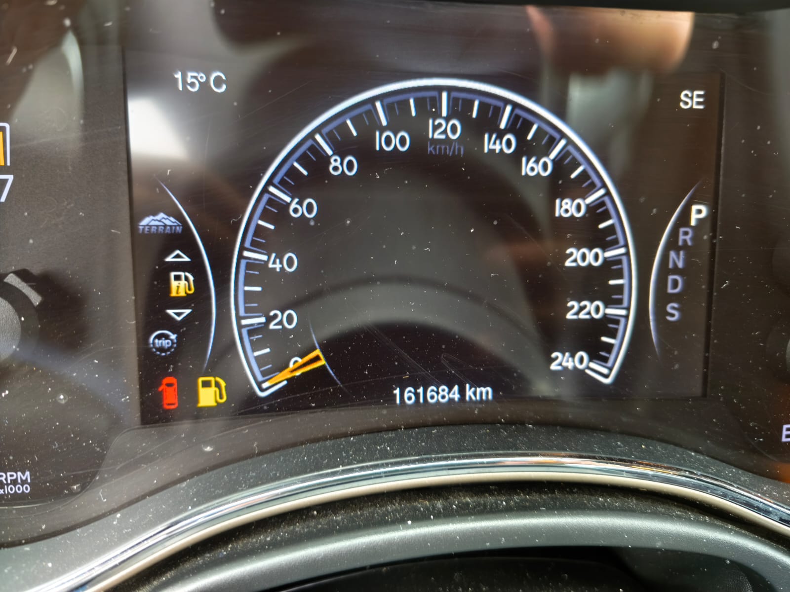 Vehicle media 9