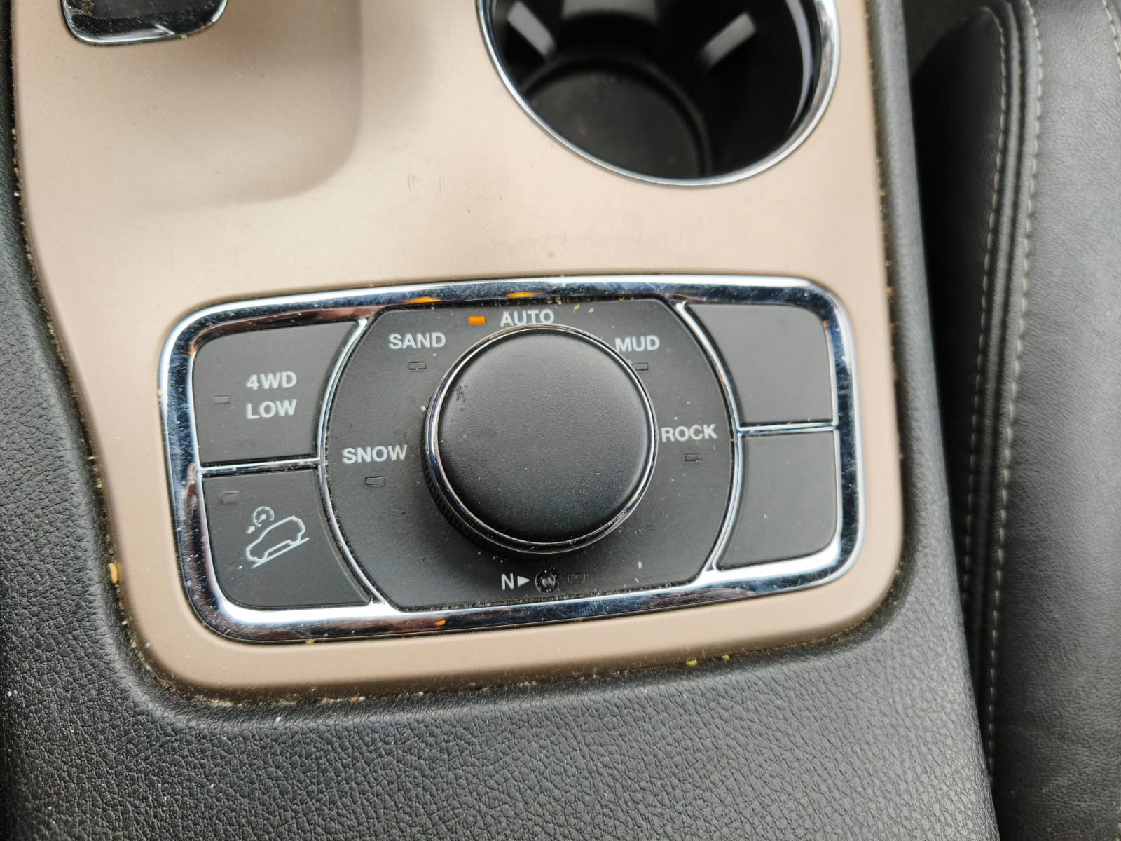 Vehicle media 13