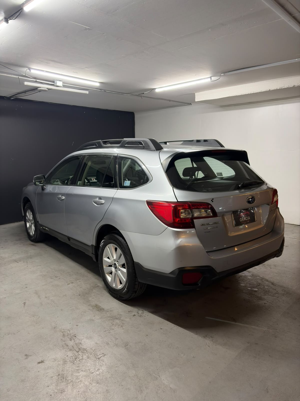 Vehicle media 6