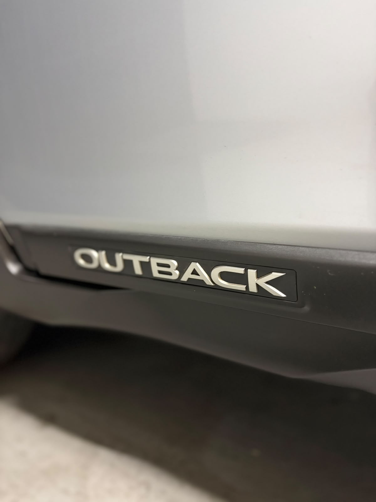 Vehicle media 9