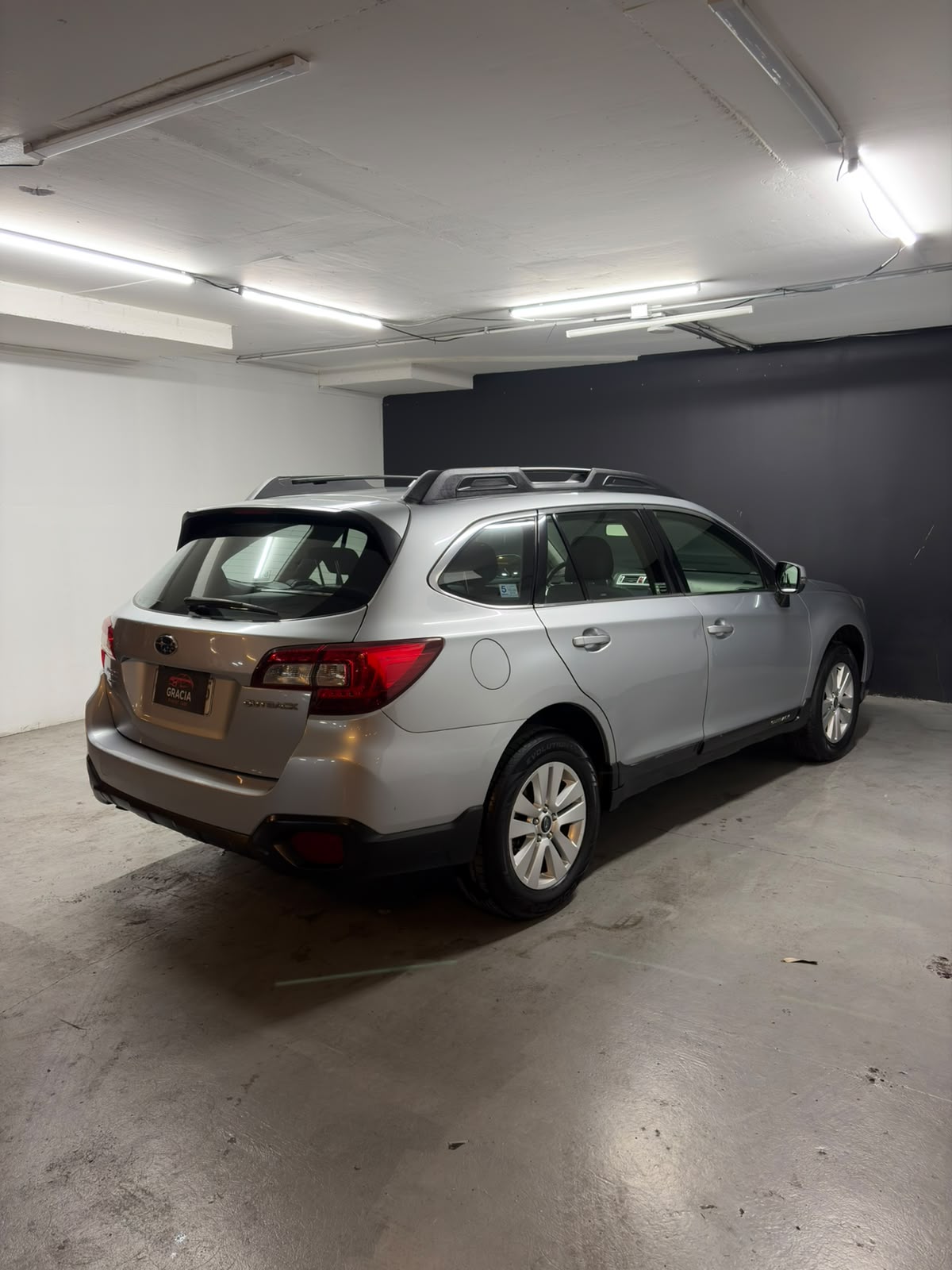 Vehicle media 4