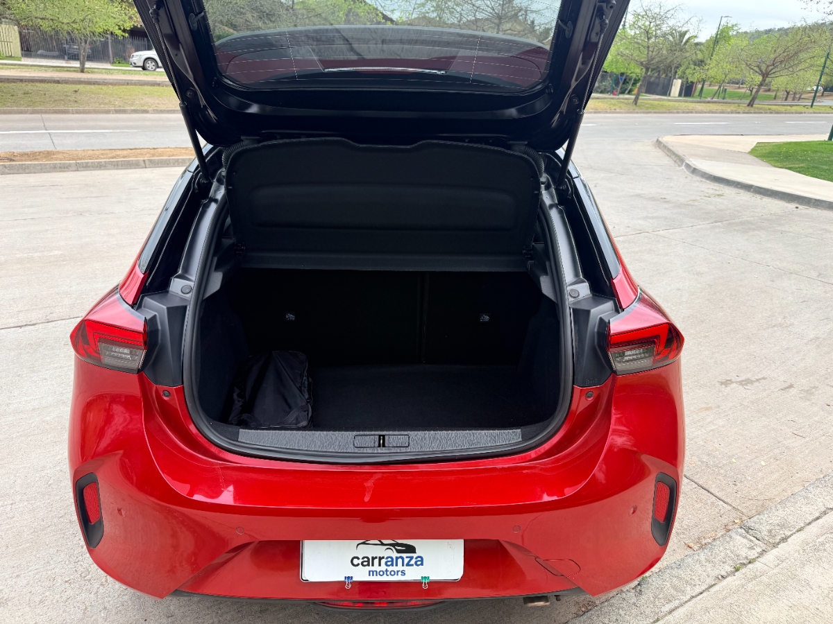 Vehicle media 9