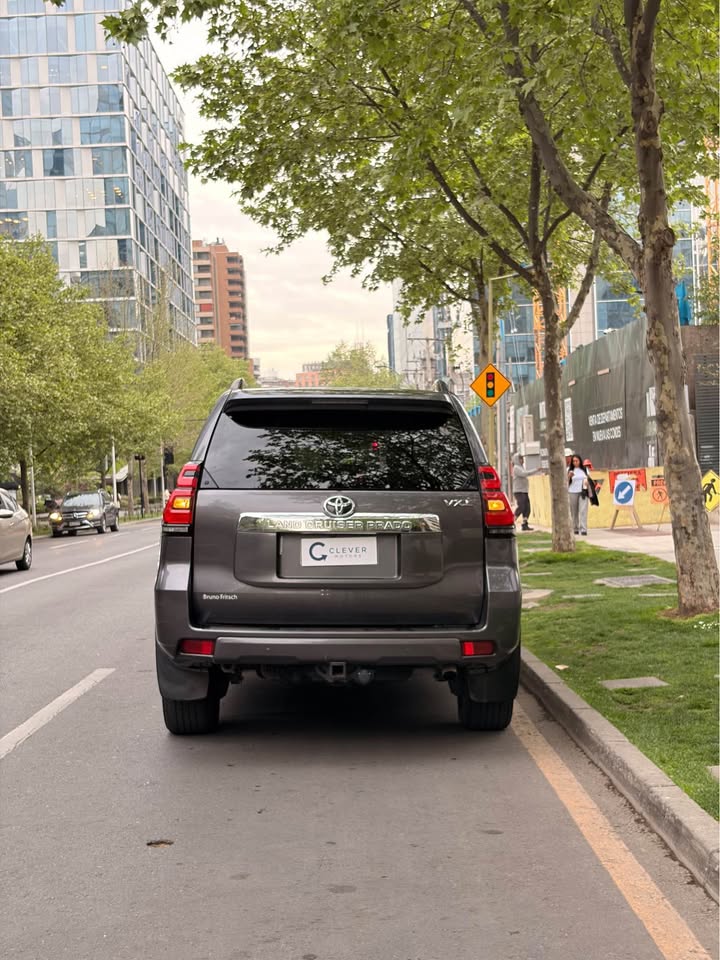 Vehicle media 5