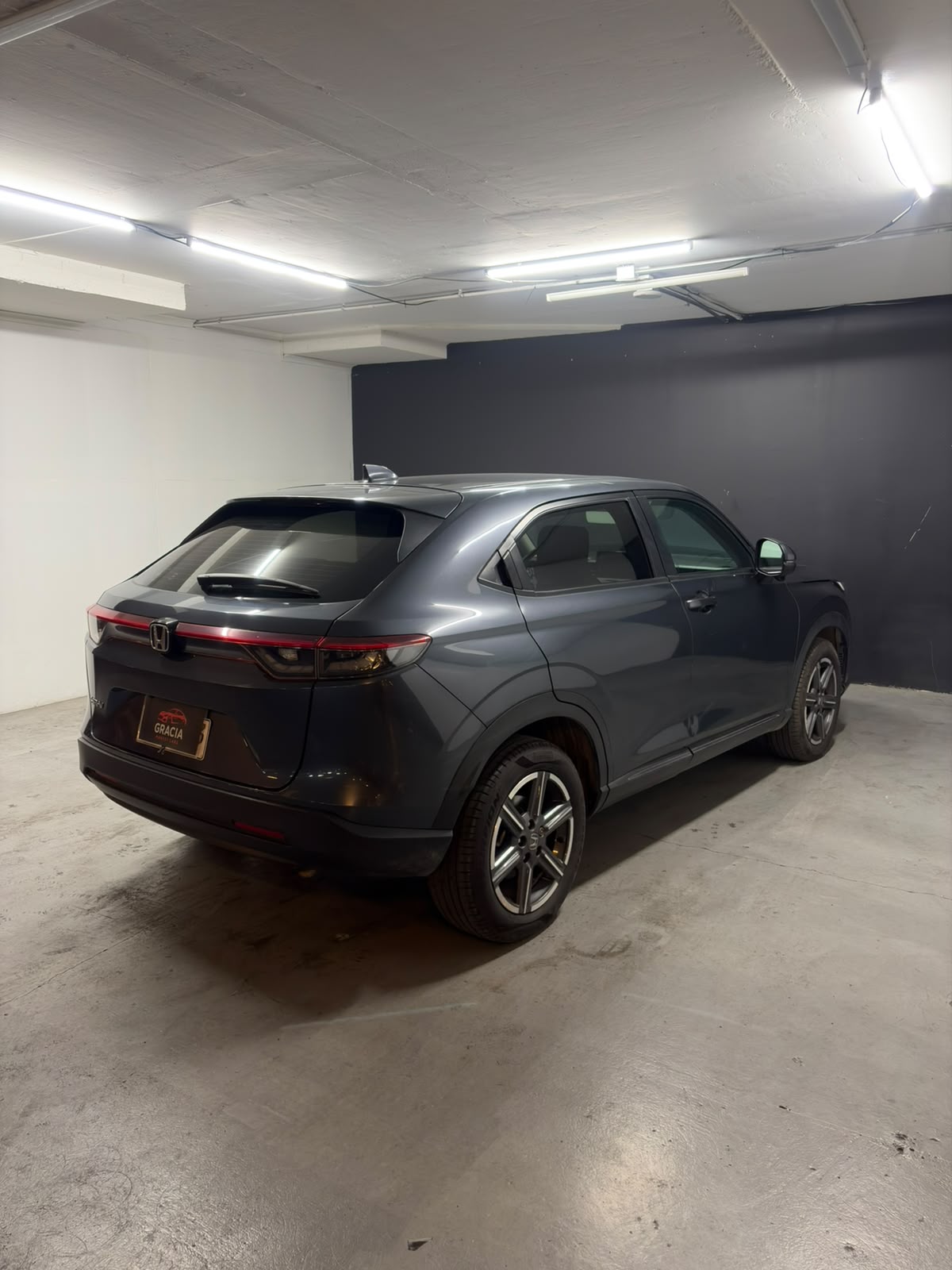 Vehicle media 4