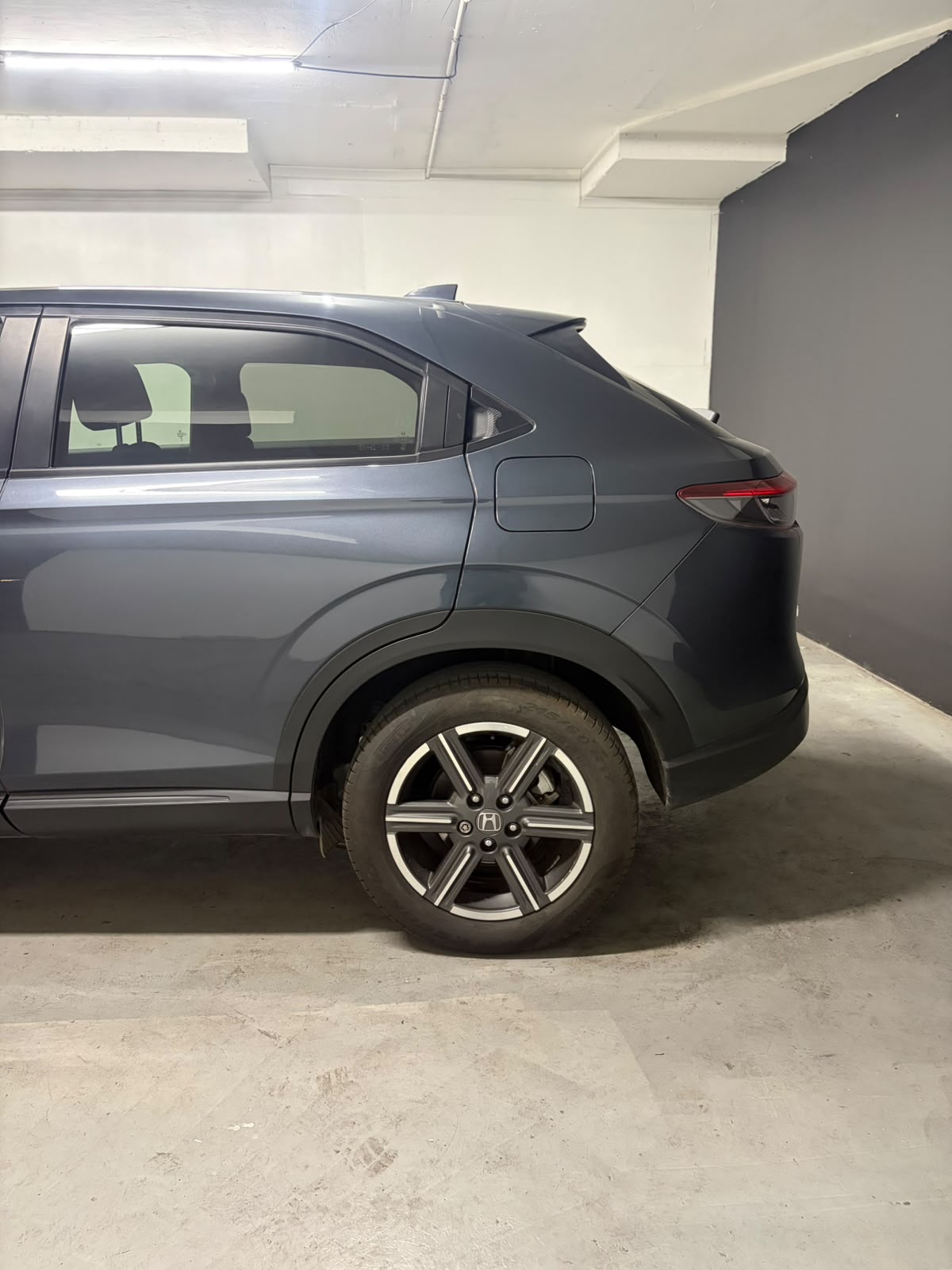 Vehicle media 8
