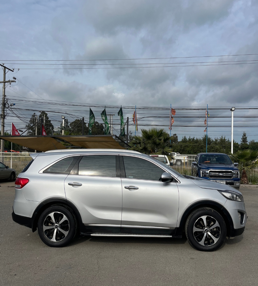 Vehicle media 4