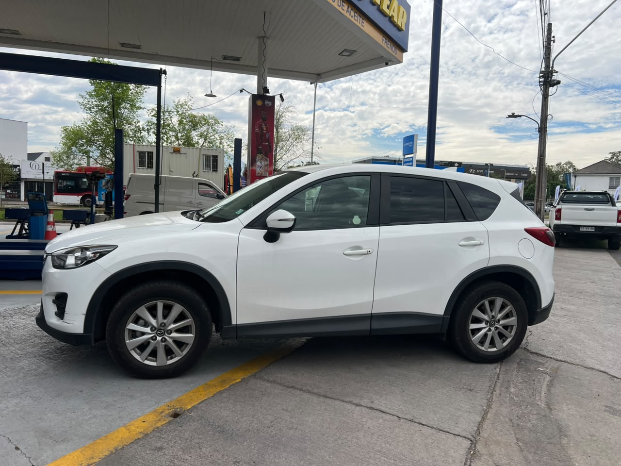Vehicle media 4