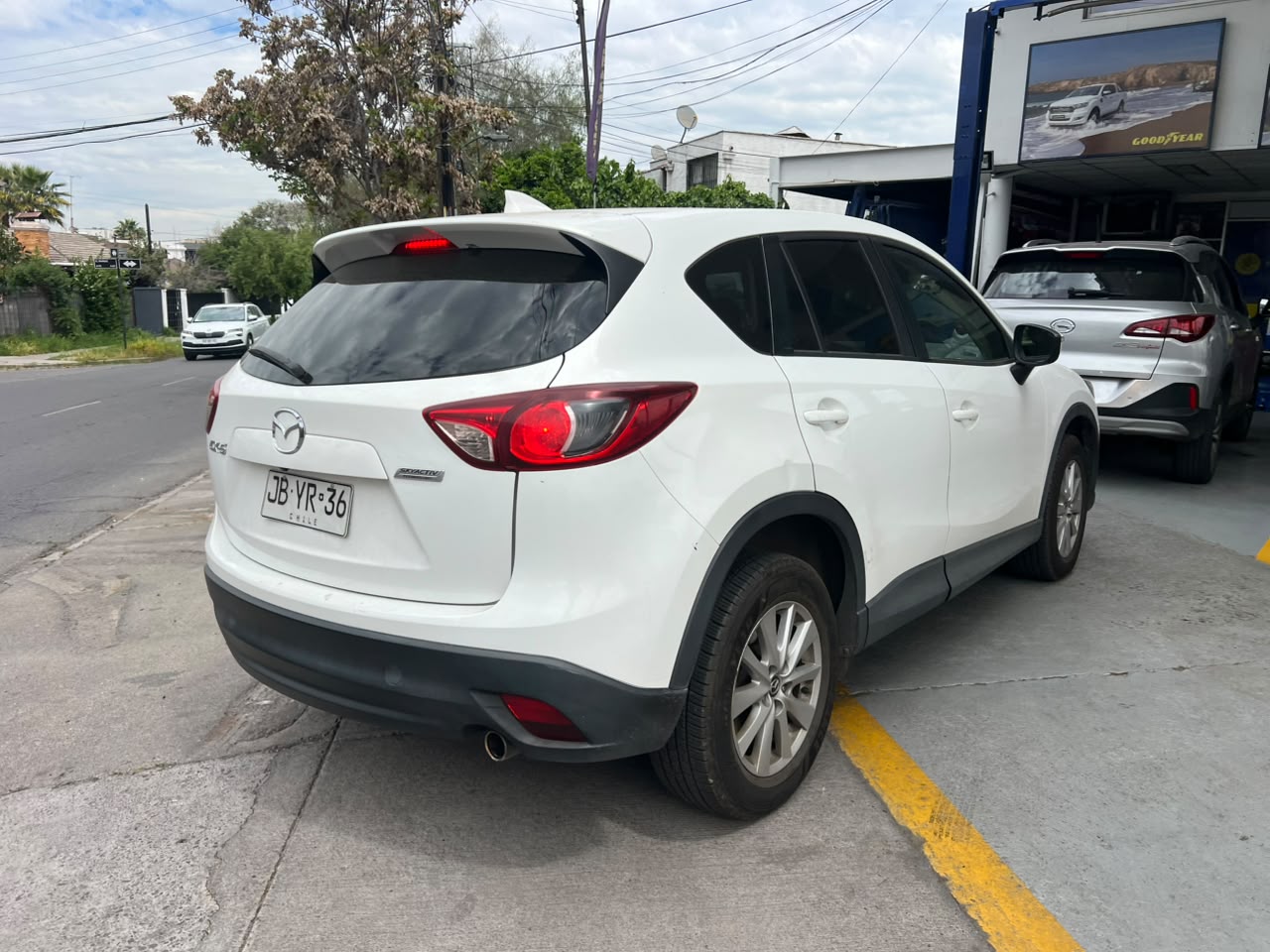 Vehicle media 6