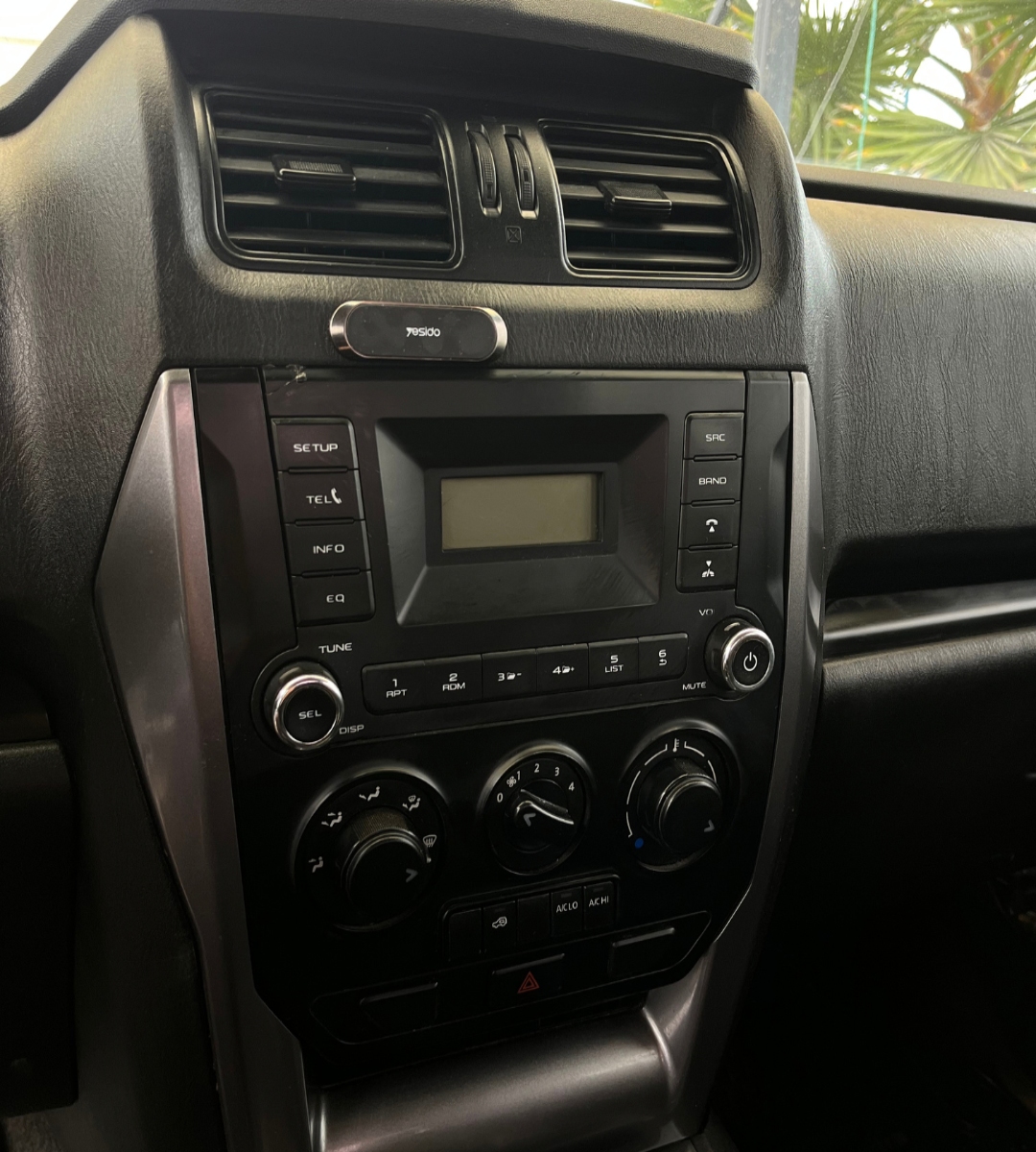Vehicle media 7