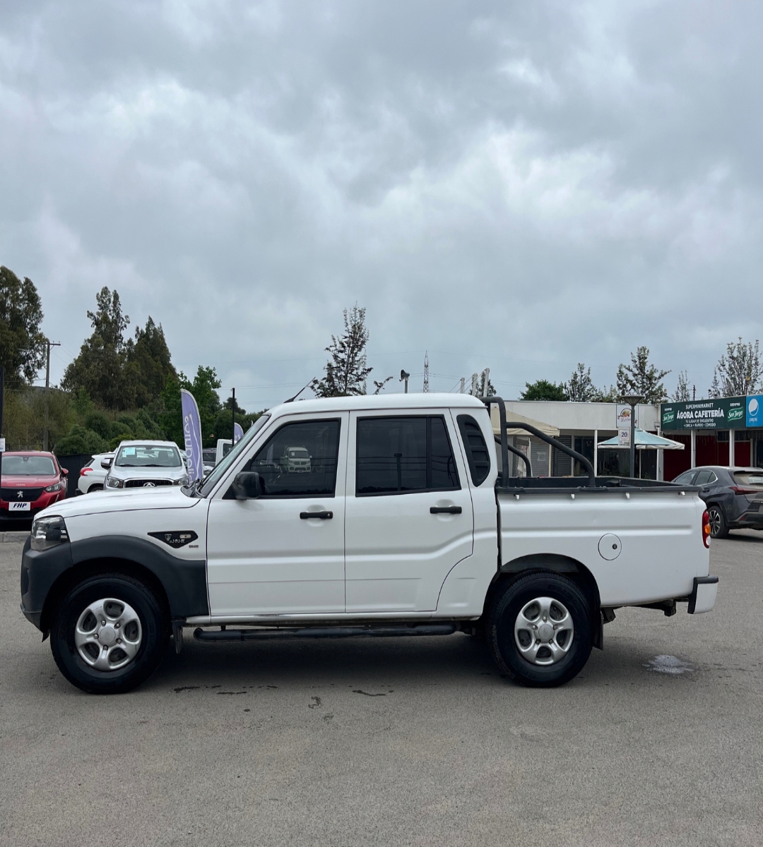 Vehicle media 8