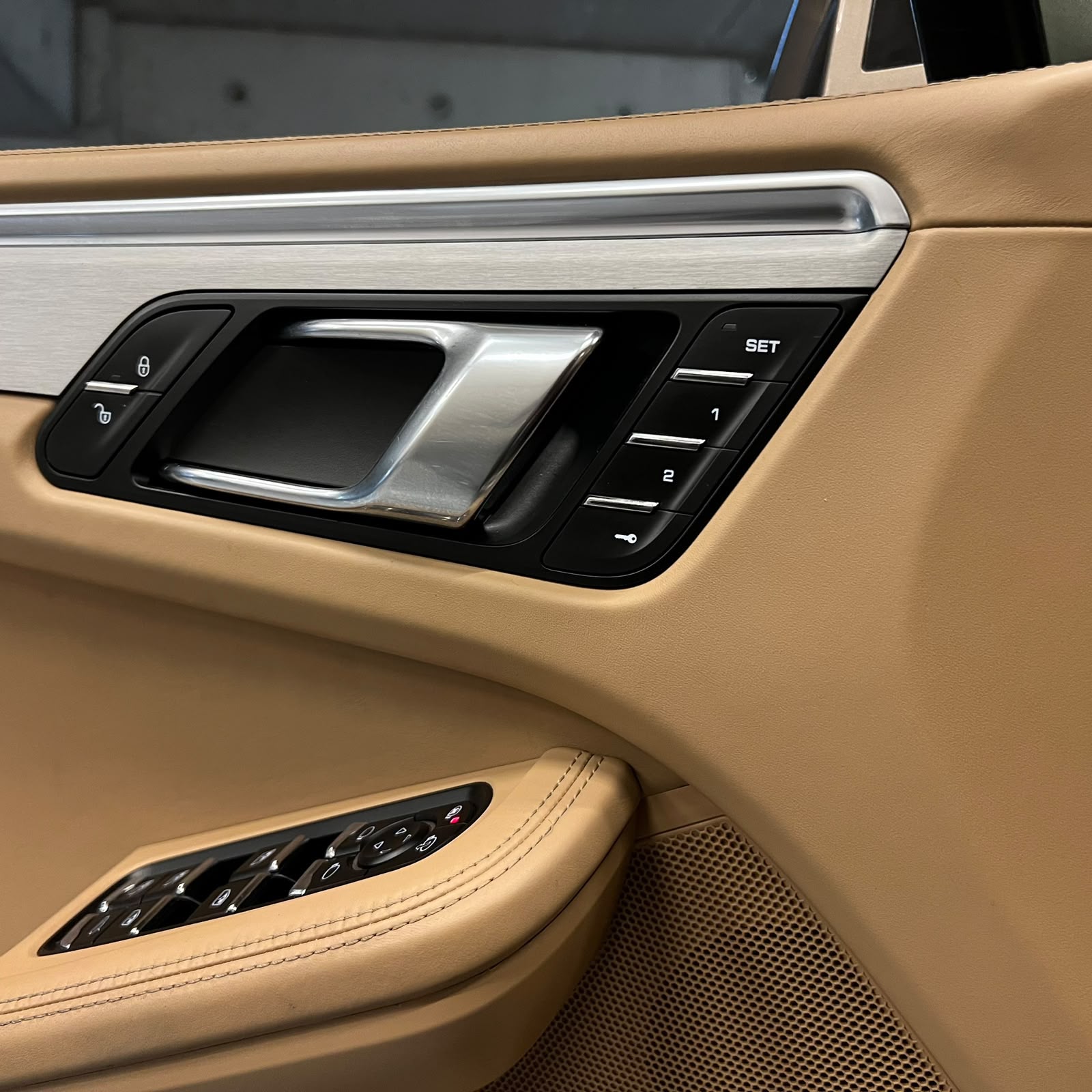 Porsche Macan — foto 17 de 20