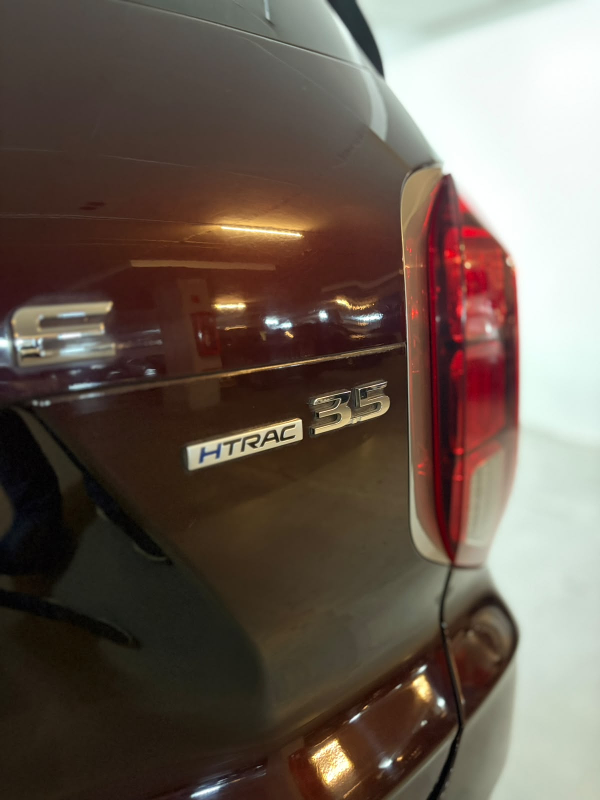 Vehicle media 9