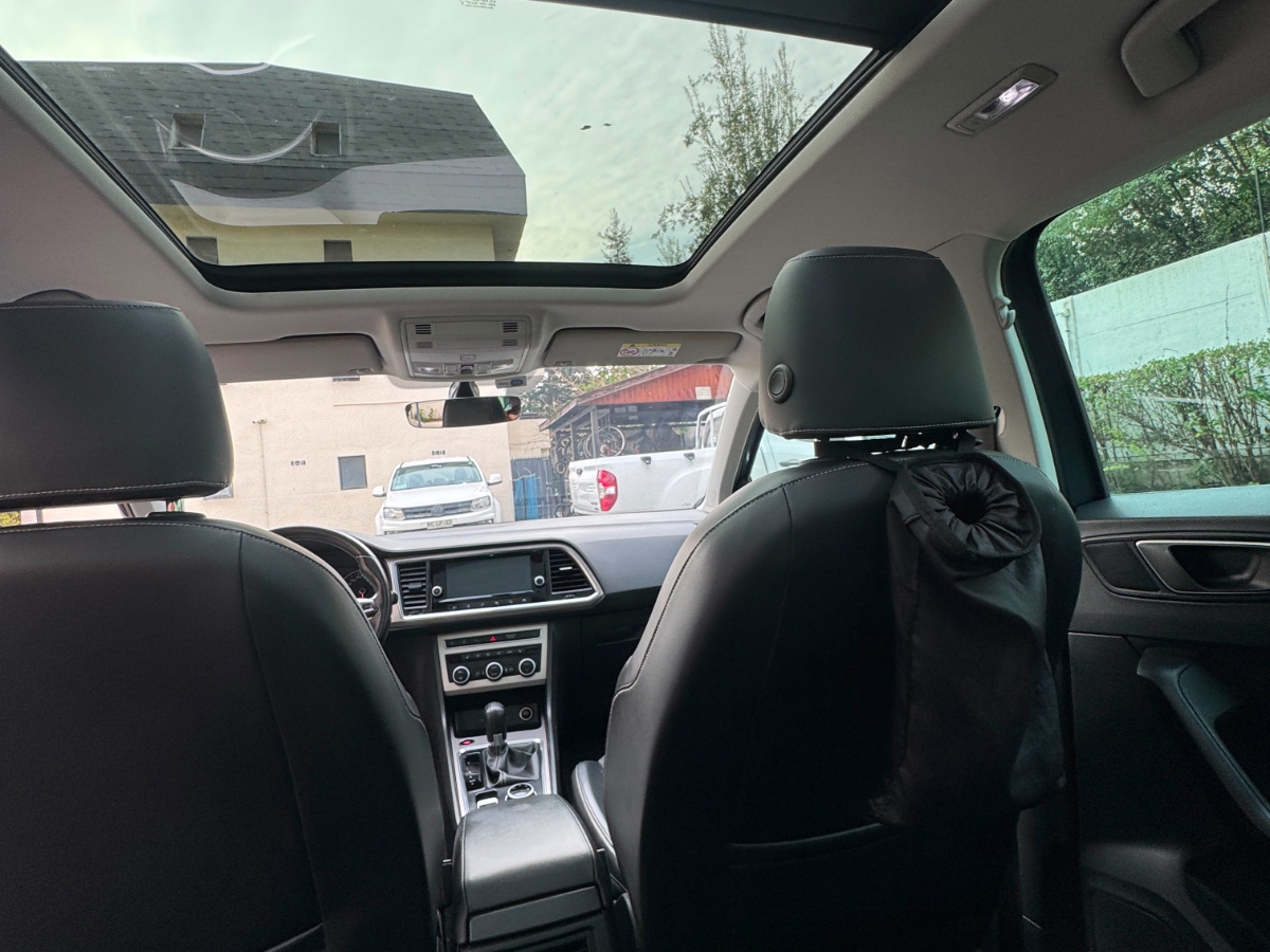 Vehicle media 6