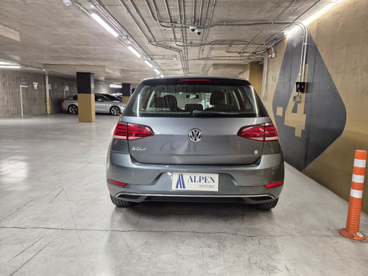 Vehicle media 5