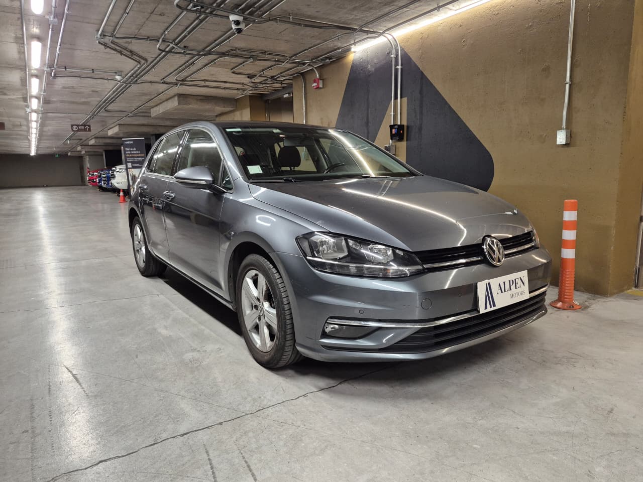 Vehicle media 6