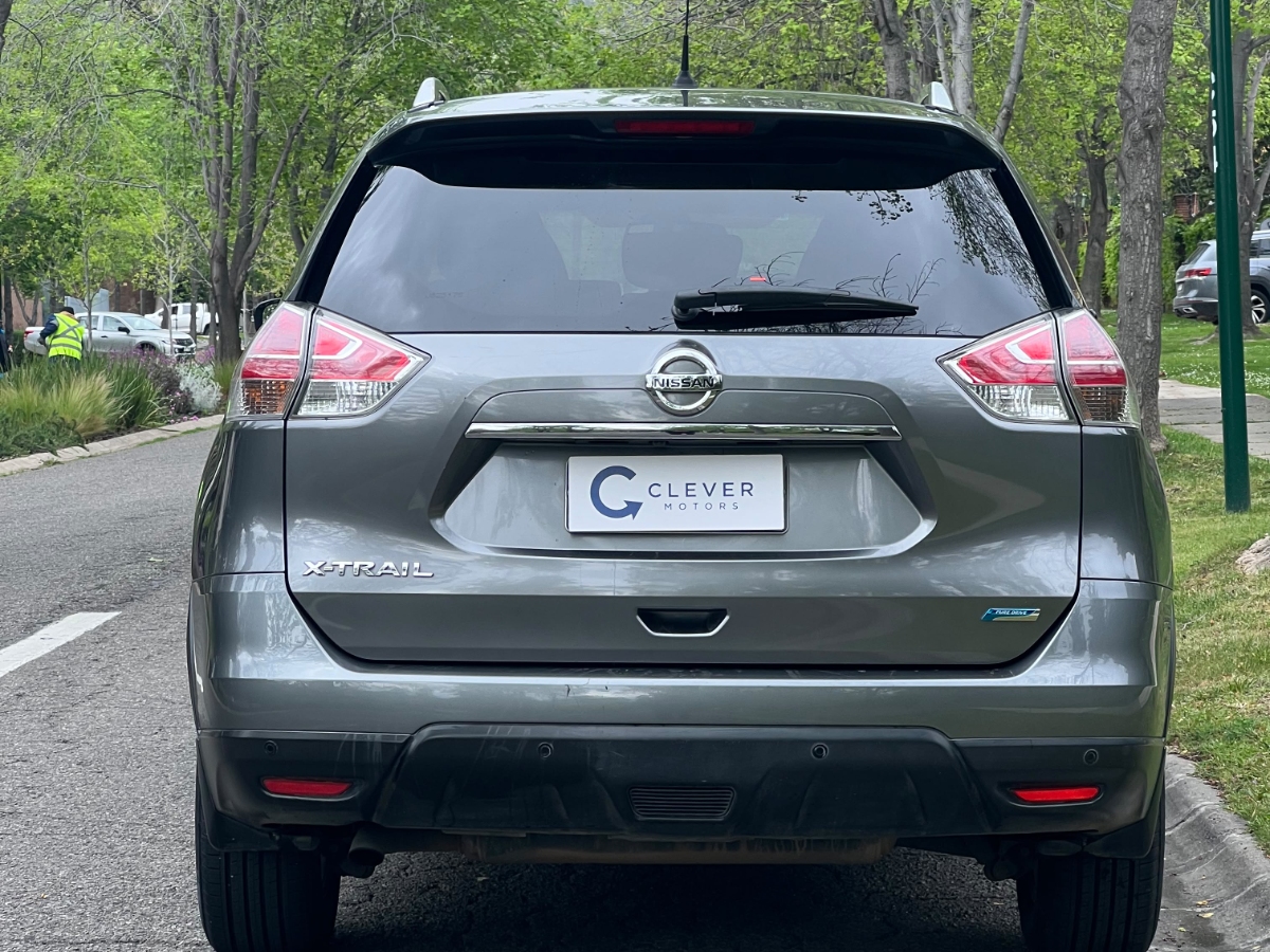 Vehicle media 5