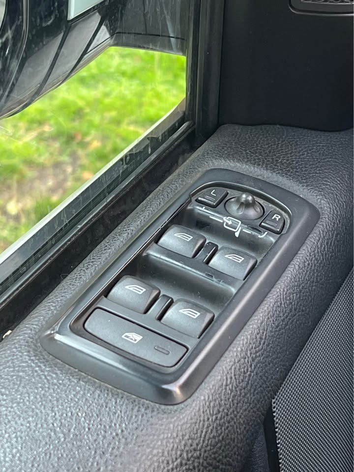Vehicle media 12