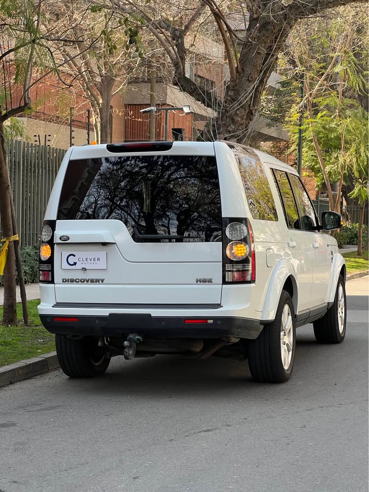 Vehicle media 4
