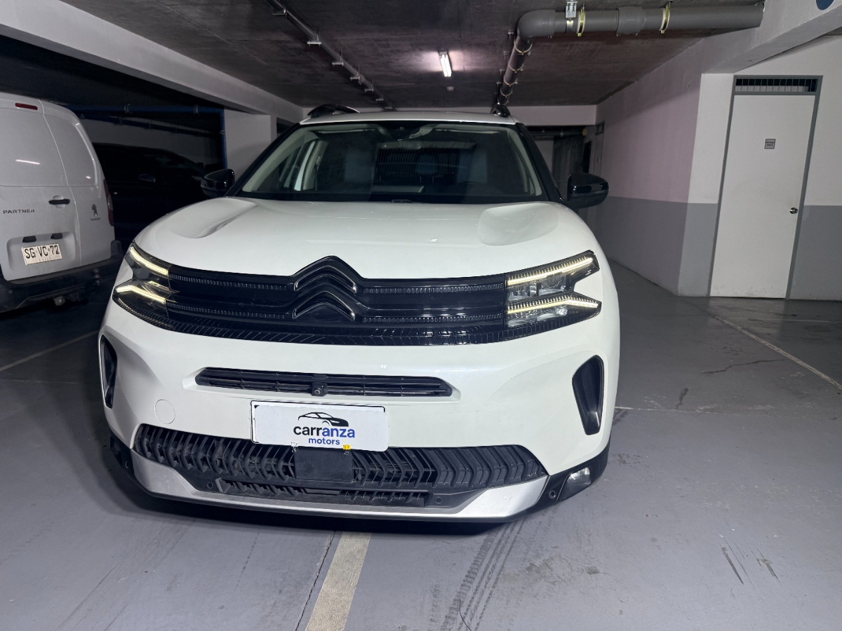 Vehicle media 5
