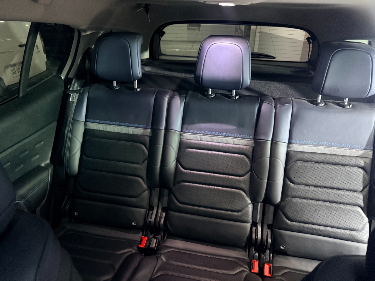 Vehicle media 19