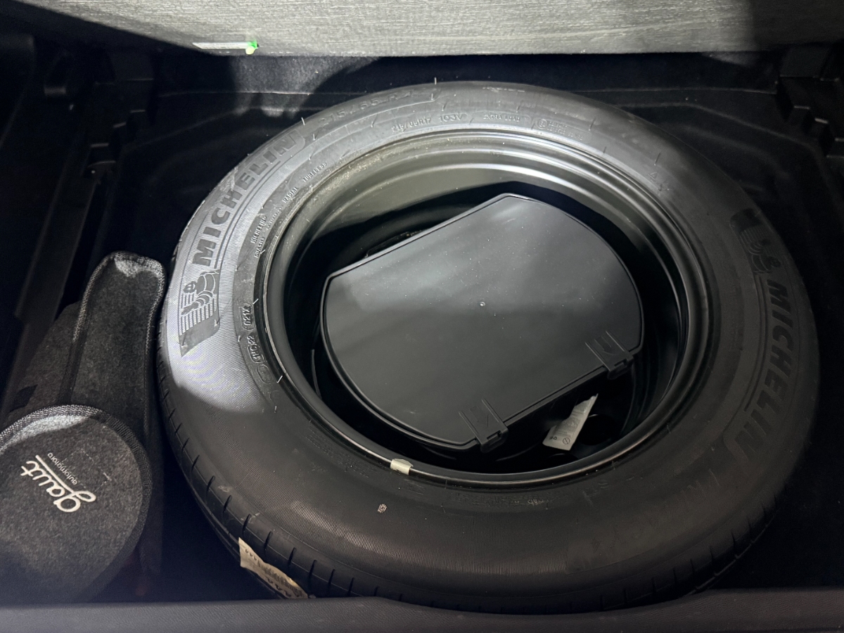 Vehicle media 16